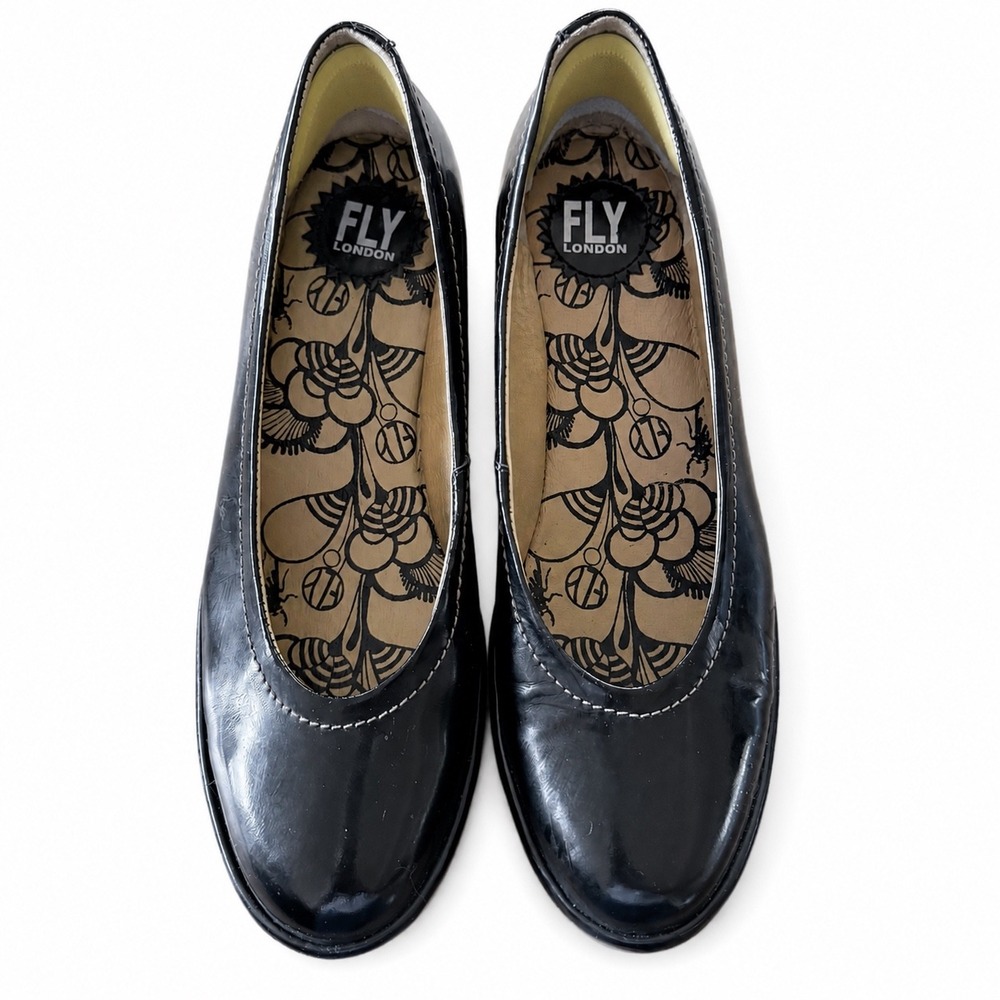 Fly London Black Patent Leather Wedge Pumps Serrated Sole Womens Shoes